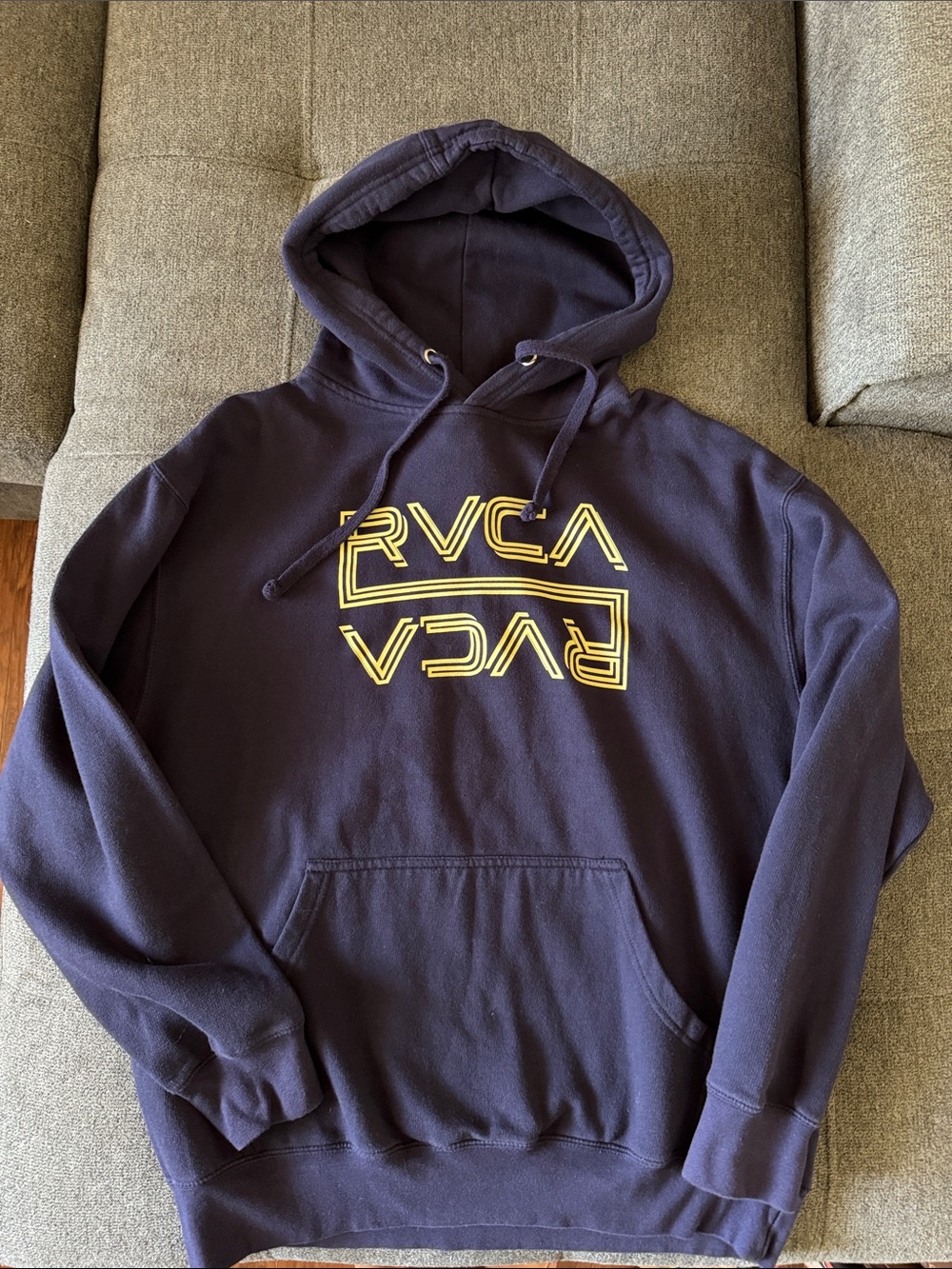 RVCA Hoodie
